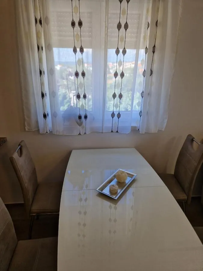 Lejlighed Apartman Sunrise Pula