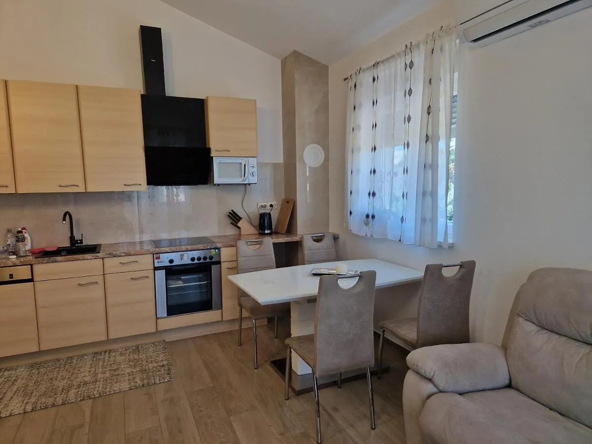 Apartman Sunrise Pula Lejlighed